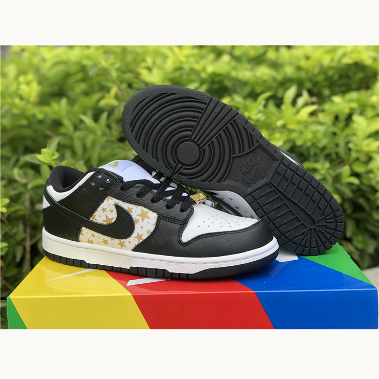 Nike SB Dunk Low „Black Stars“ DH3228-102 - EUR FASHION