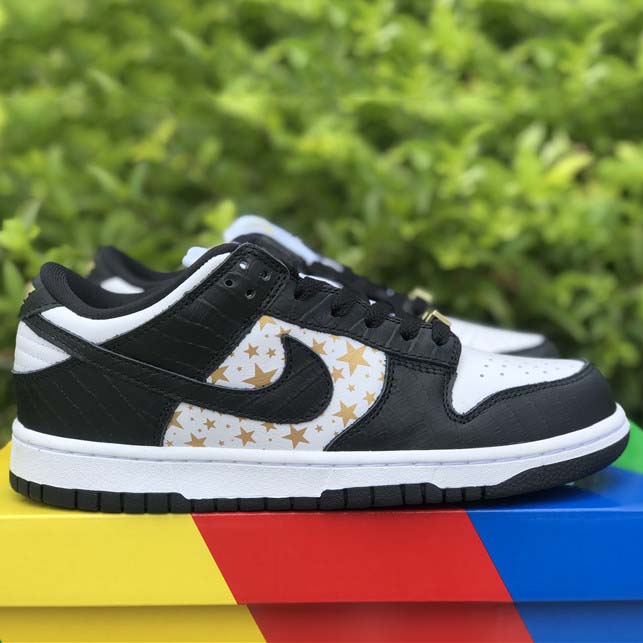 Nike SB Dunk Low „Black Stars“ DH3228-102 - EUR FASHION