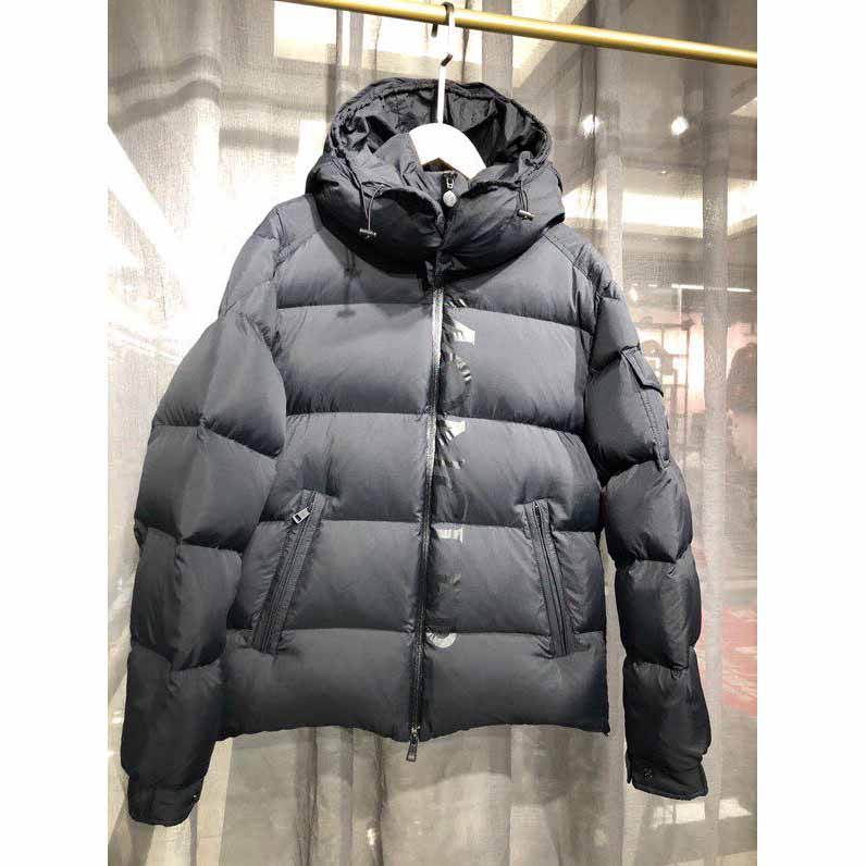 Moncler Maures Steppjacke mit Logo-Print - EUR FASHION