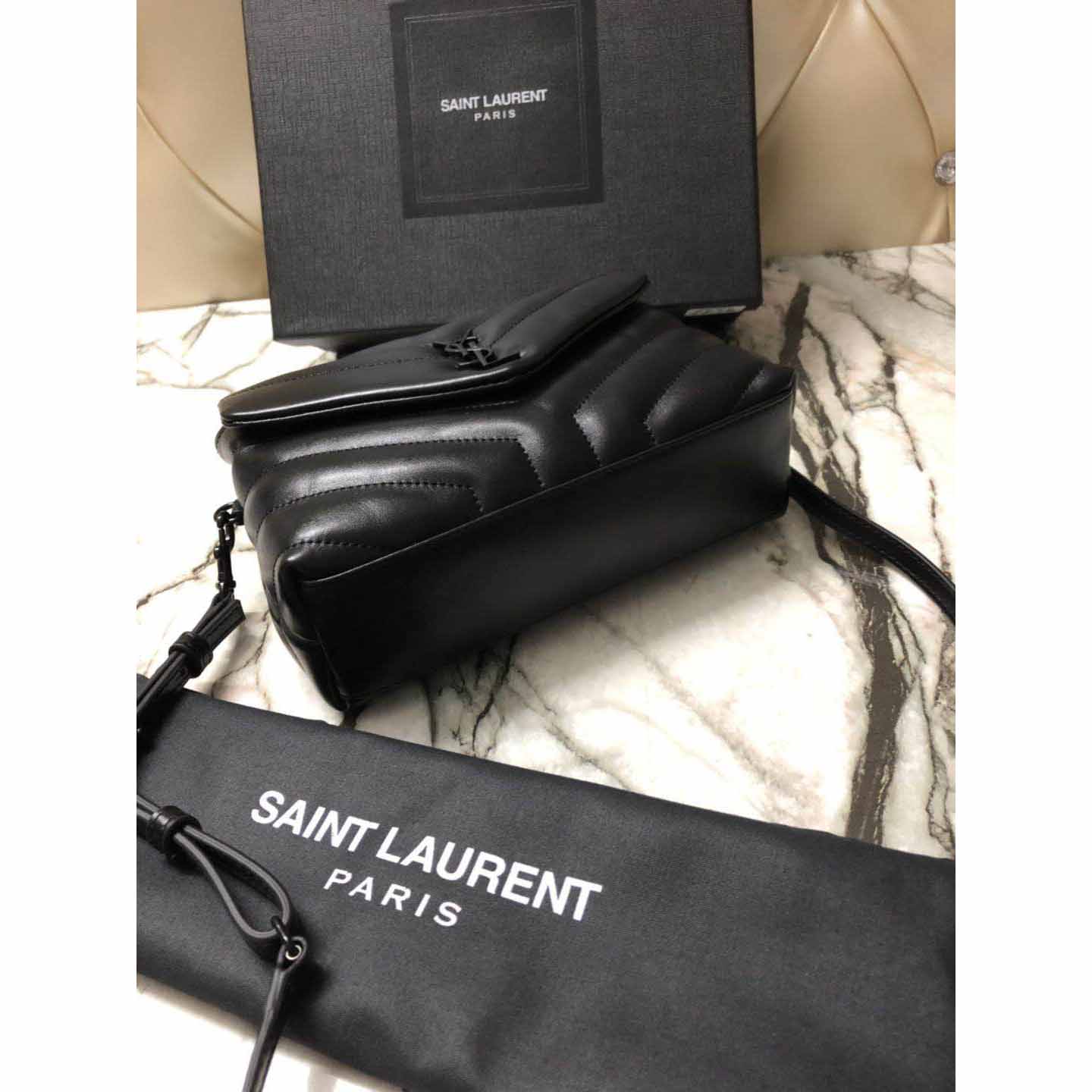 Saint Laurent Umhängetasche aus schwarzem Leder - EUR FASHION
