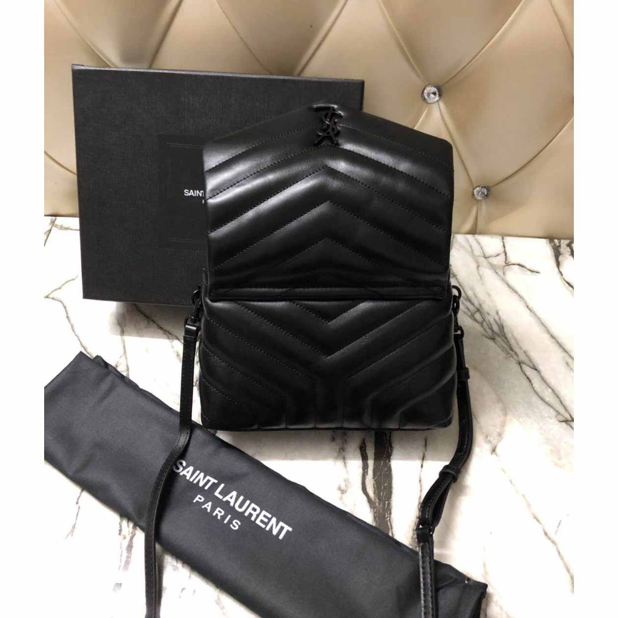 Saint Laurent Umhängetasche aus schwarzem Leder - EUR FASHION