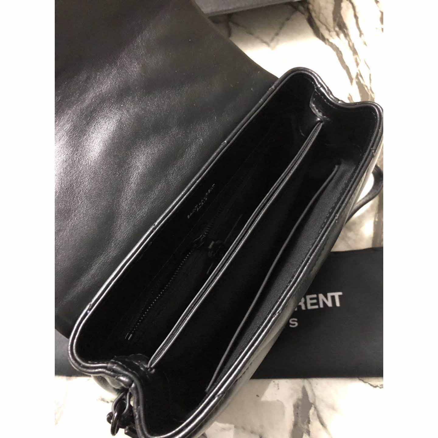 Saint Laurent Umhängetasche aus schwarzem Leder - EUR FASHION