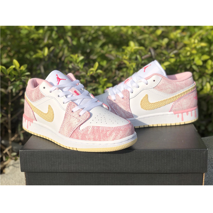 Jordan Air 1 Low GS Arctic Punch Paint CW7104-601 - EUR FASHION