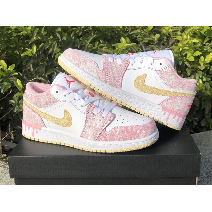 Jordan Air 1 Low GS Arctic Punch Paint CW7104-601 - EUR FASHION