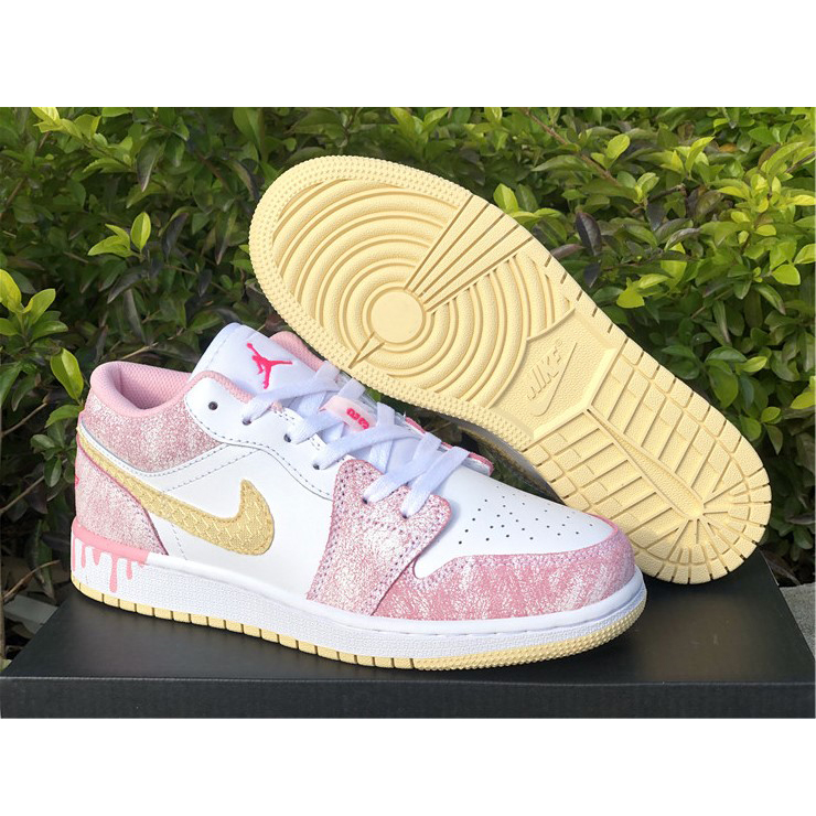 Jordan Air 1 Low GS Arctic Punch Paint CW7104-601 - EUR FASHION