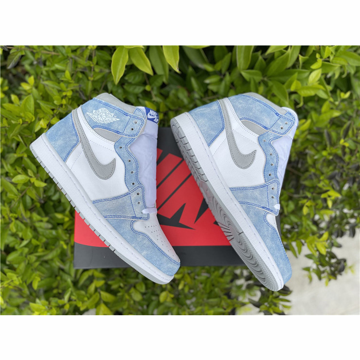 Jordan Air 1 High OG „Hyper Royal“ 555088-402 - EUR FASHION
