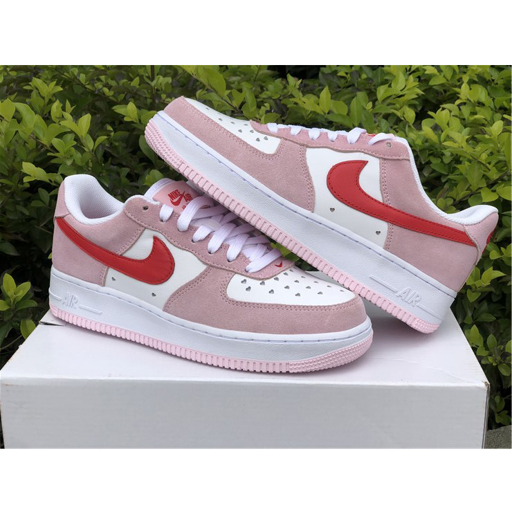 Nike Air Force 1 07 QS „Valentinstag-Liebesbrief“ DD3384-600 - EUR FASHION