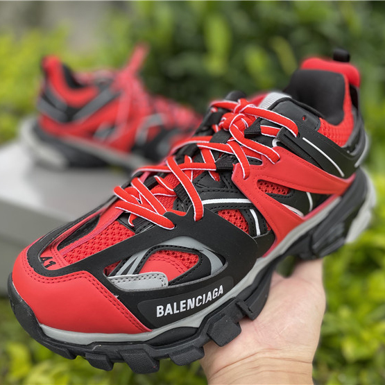 Balenciaga Track Sneakers in Rot, Grau, Schwarz - EUR FASHION