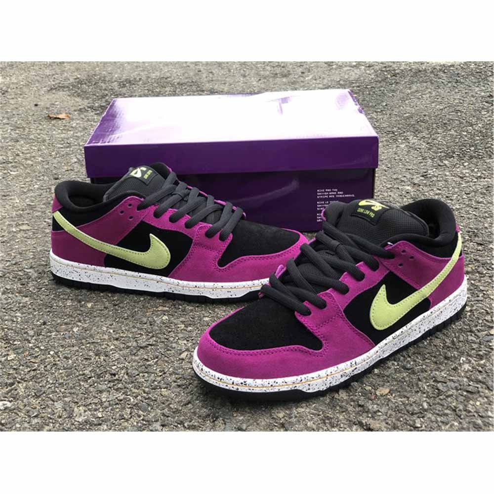 Nike SB Dunk Low „Red Plum“ - EUR FASHION