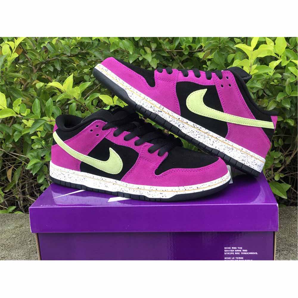 Nike SB Dunk Low „Red Plum“ - EUR FASHION