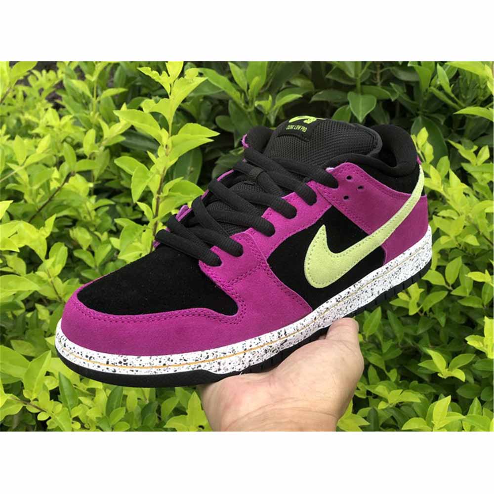 Nike SB Dunk Low „Red Plum“ - EUR FASHION
