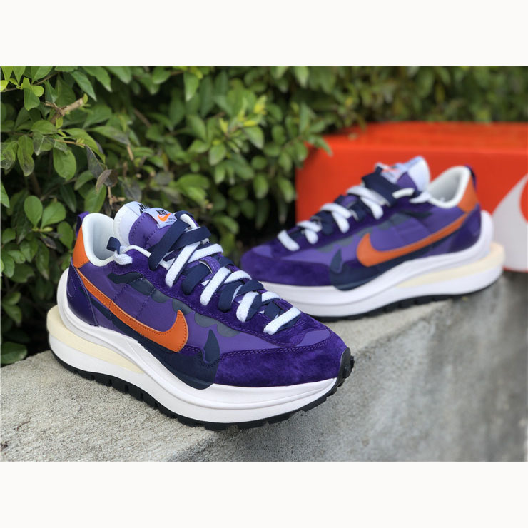 Sacai X Nike VaporWaffle „Dark Iris“ DD1875-500 - EUR FASHION