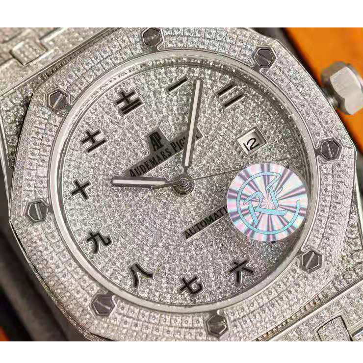 Hochwertige Uhr - EUR FASHION