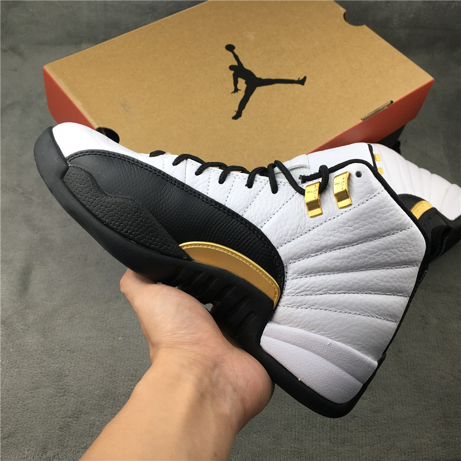 Jordan AJ12 „Königshaus“ - EUR FASHION