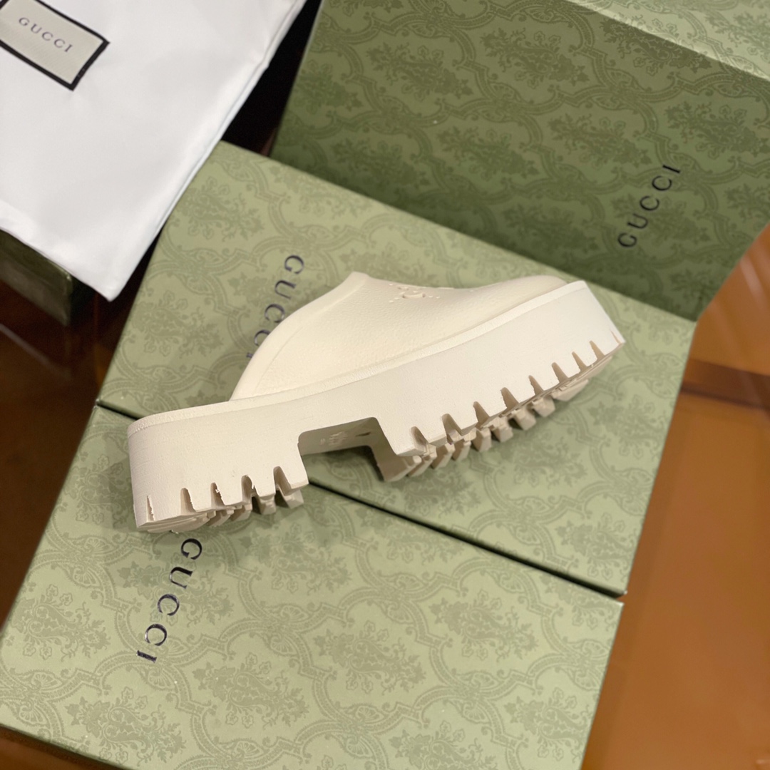 Gucci GG Slides - EUR FASHION
