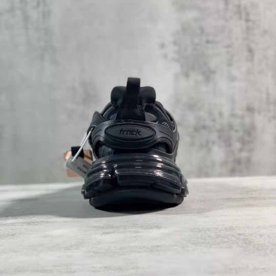 Balenciaga Herren-Track-Sneaker in Schwarz - EUR FASHION