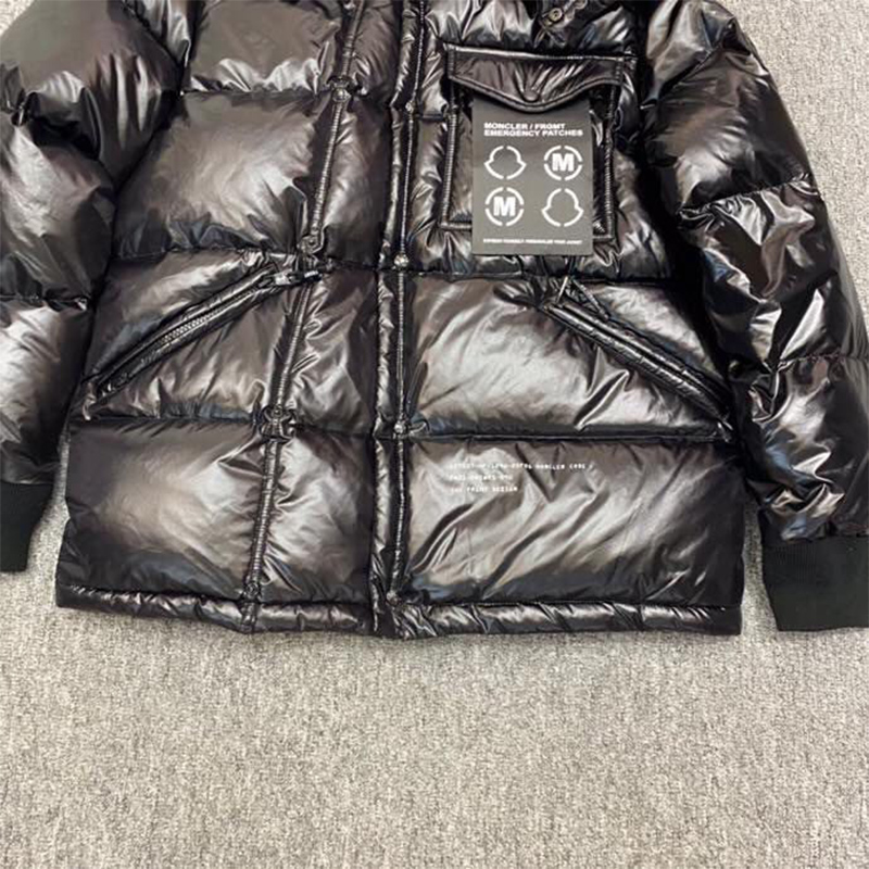 Moncler Anthemyx Kurze Daunenjacke in Schwarz - EUR FASHION