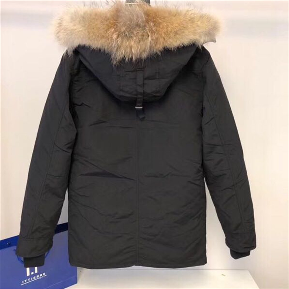 Canada Goose Herren gepolsterte lange Daunenjacke in Schwarz (06) - EUR FASHION