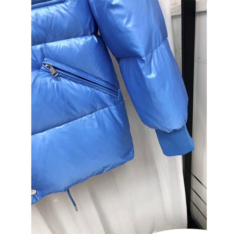 Moncler Lamentin Kurze Daunenjacke in Blau - EUR FASHION