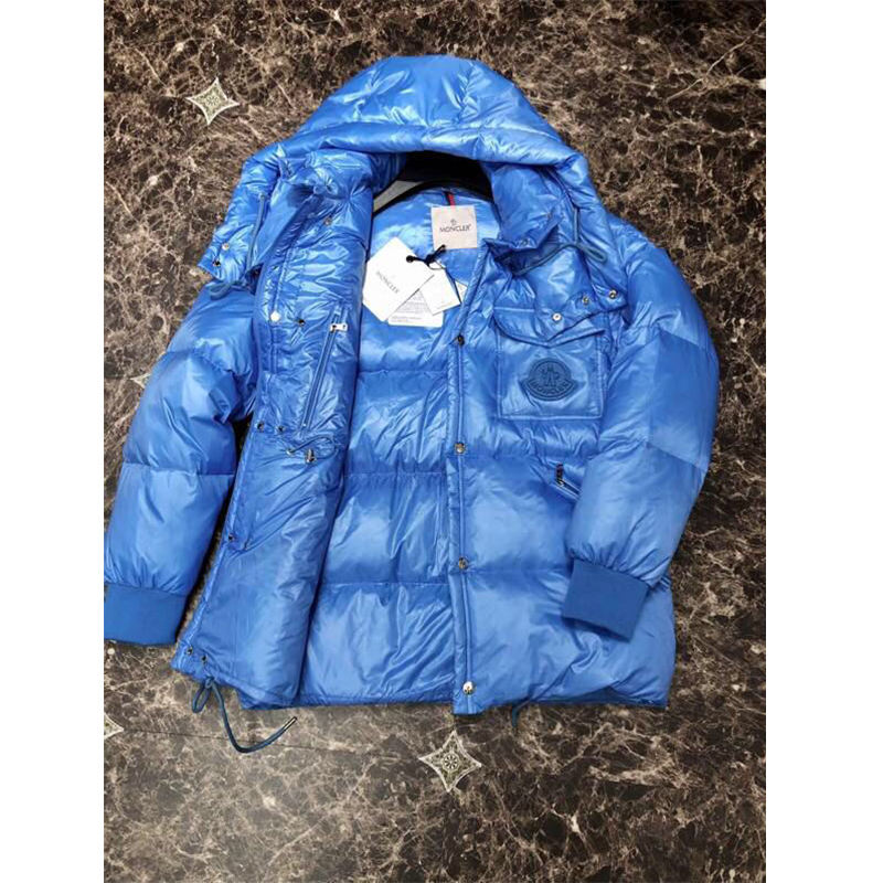 Moncler Lamentin Kurze Daunenjacke in Blau - EUR FASHION