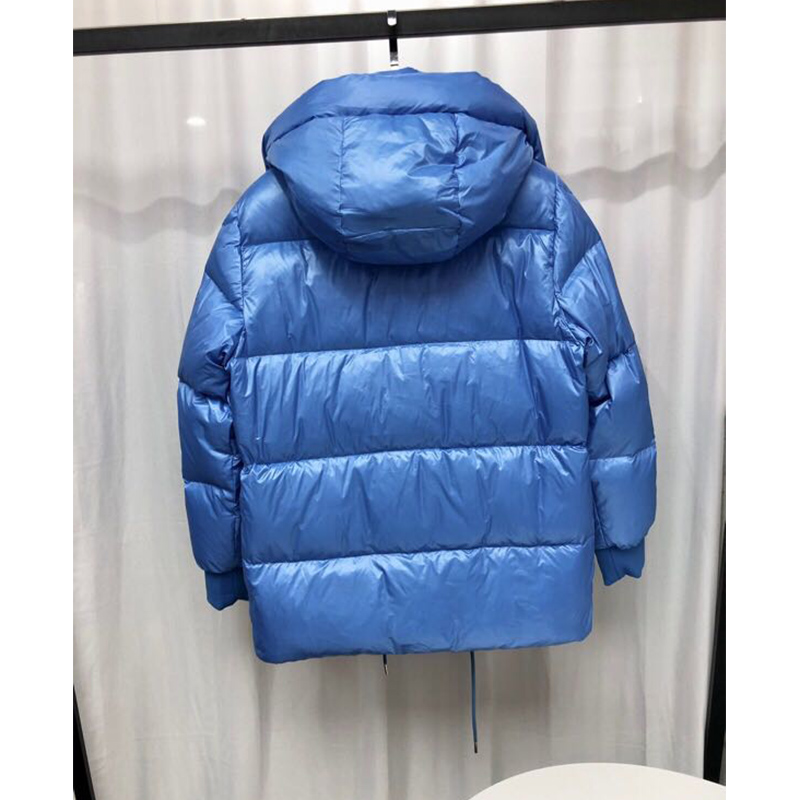 Moncler Lamentin Kurze Daunenjacke in Blau - EUR FASHION