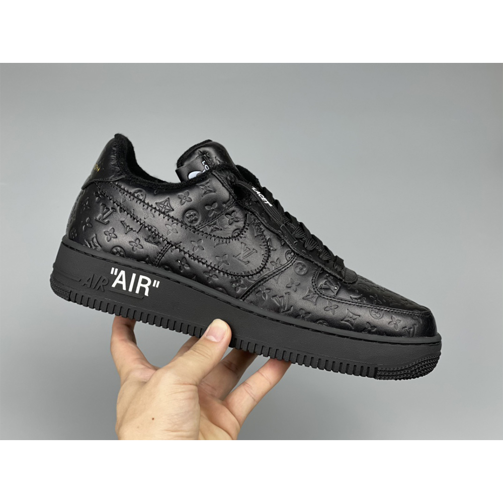 Louis Vuitton X Nike Air Force 1 Sneaker ganz in Schwarz - EUR FASHION