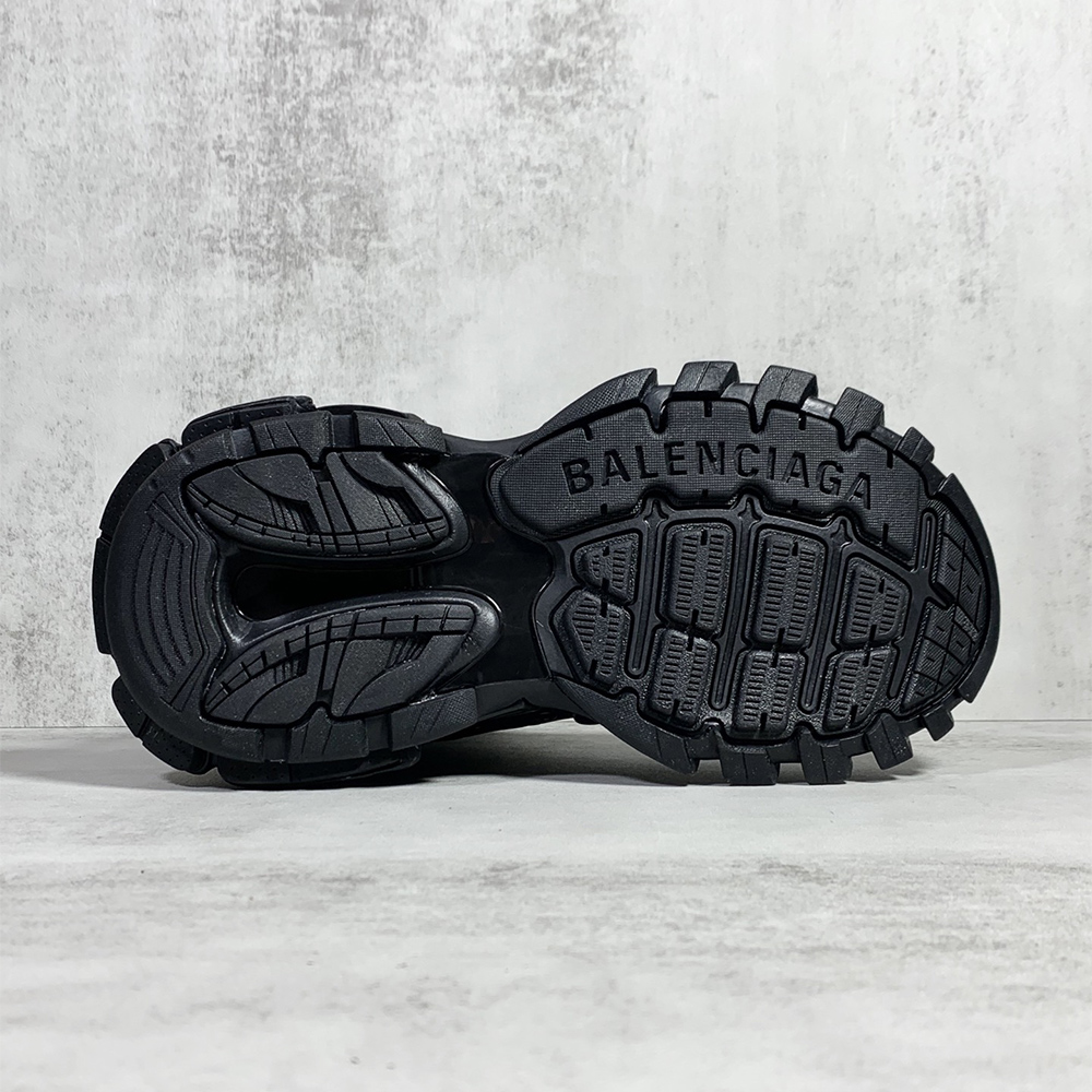 Balenciaga Herren Track Hike Sneaker in Schwarz - EUR FASHION