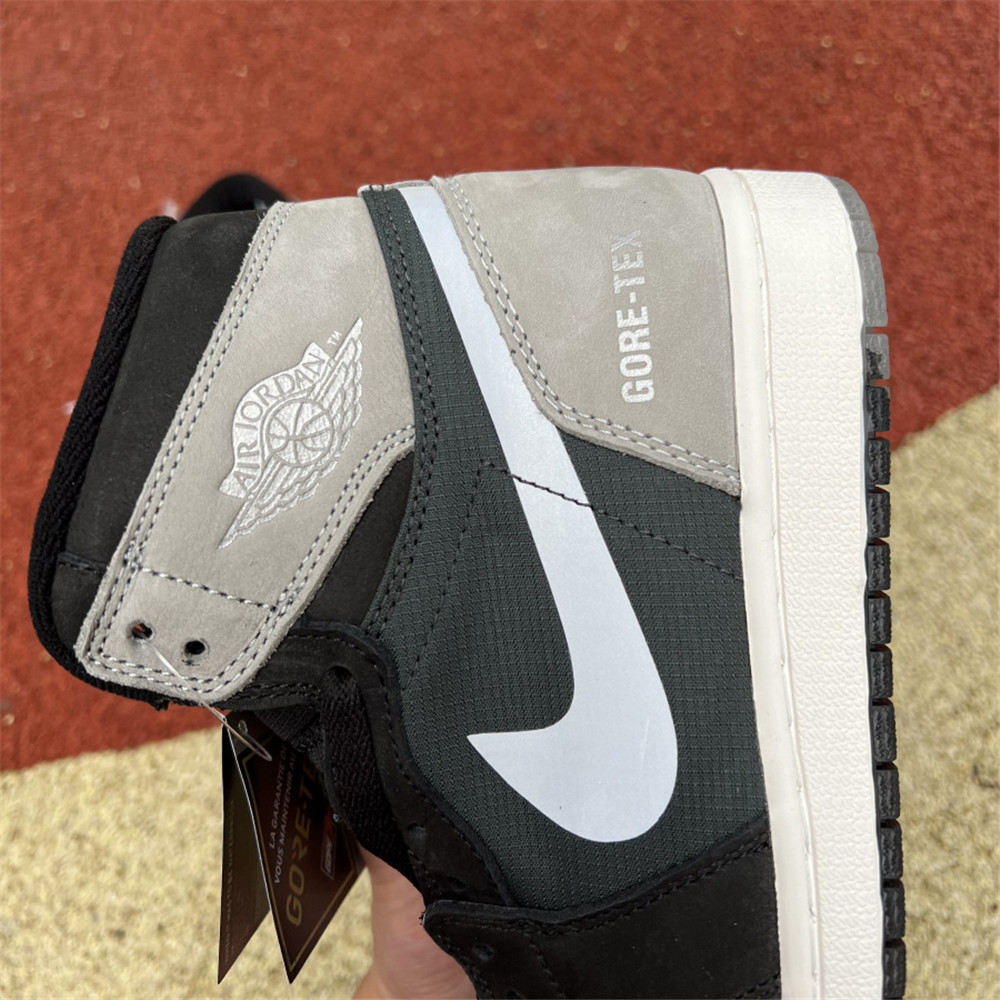Jordan AJ1 GT Element Sneaker in Schwarz und Grau Gore-Tex DB2889-001 - EUR FASHION