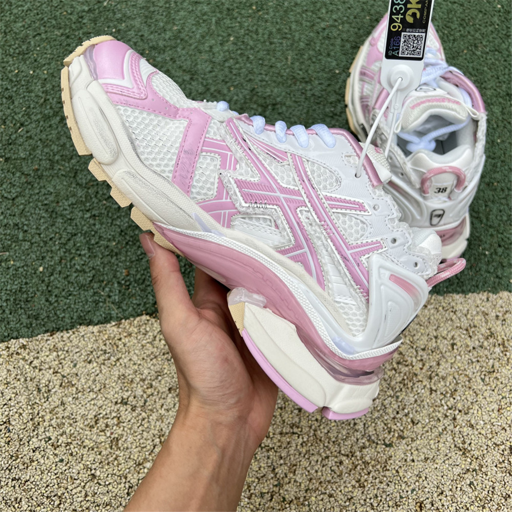 Balenciaga Track Sneaker in Kirschrosa - EUR FASHION
