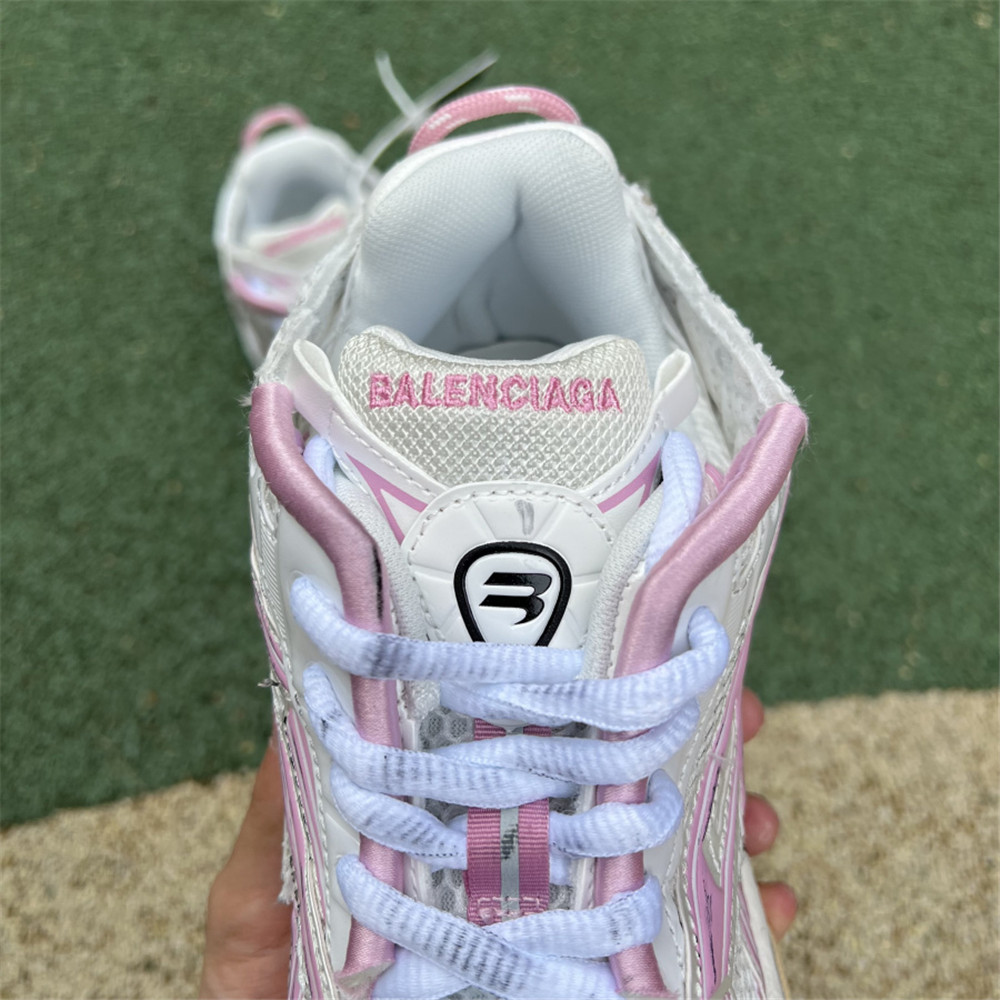 Balenciaga Track Sneaker in Kirschrosa - EUR FASHION