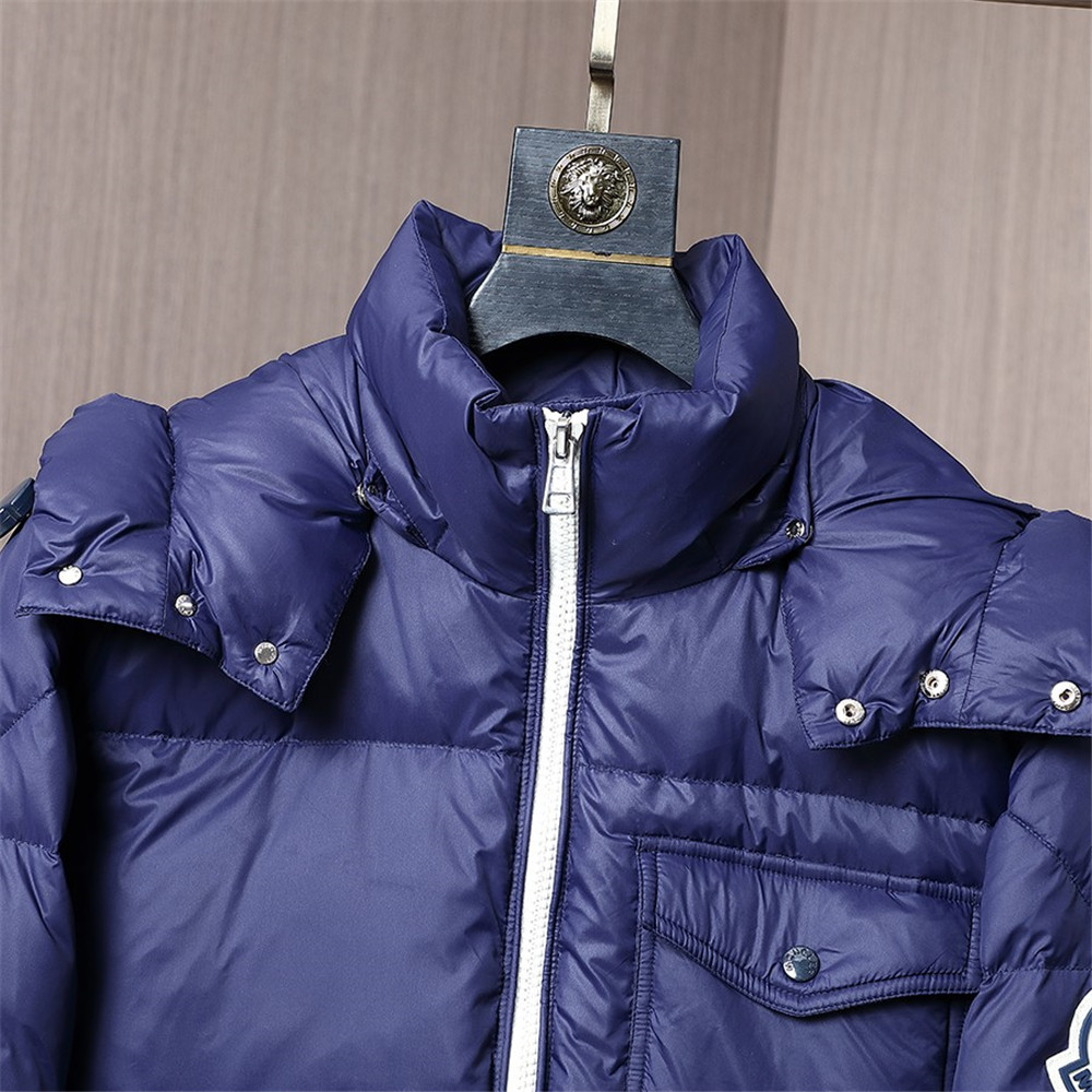 Moncler Montbéliard kurze Daunenjacke (blau) - EUR FASHION