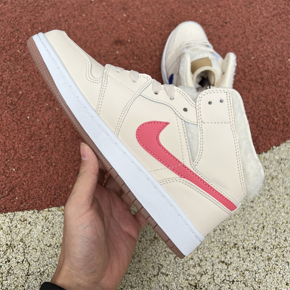 Jordan AJ1 Mid Mehrfarbiger Hook-Sneaker in Milchweiß - EUR FASHION