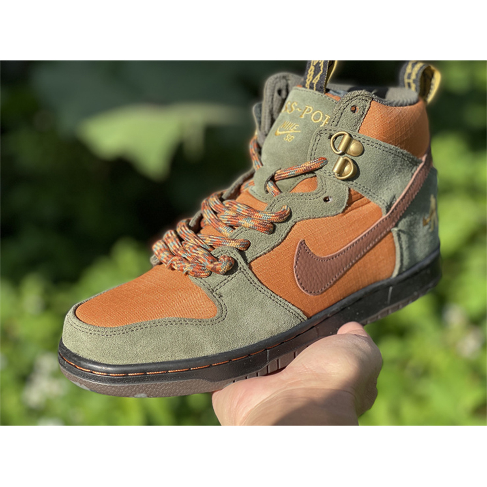 Pass~Port X Nike SB Dunk High „Workboot“ - EUR FASHION