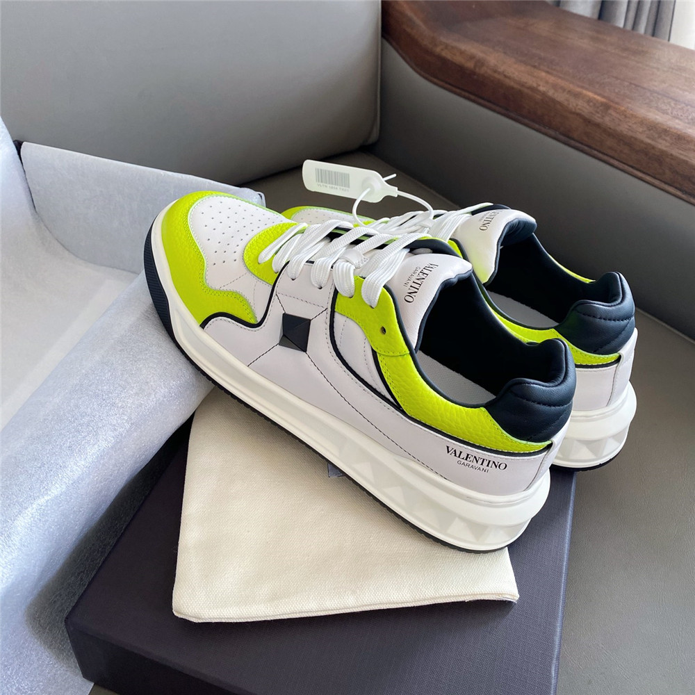 Valenti Garavani One Stud Low-Top-Sneaker aus Nappaleder - EUR FASHION