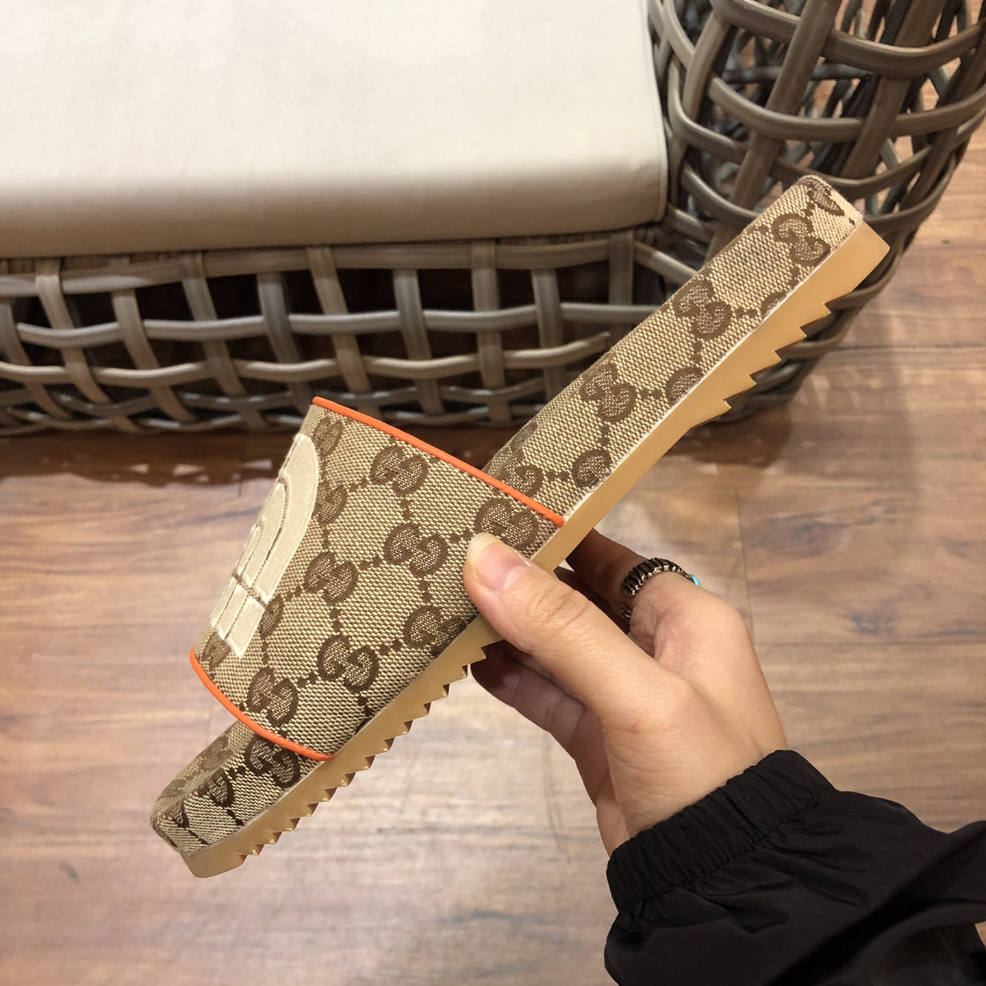 Gucci x The North Face Pantoletten - EUR FASHION