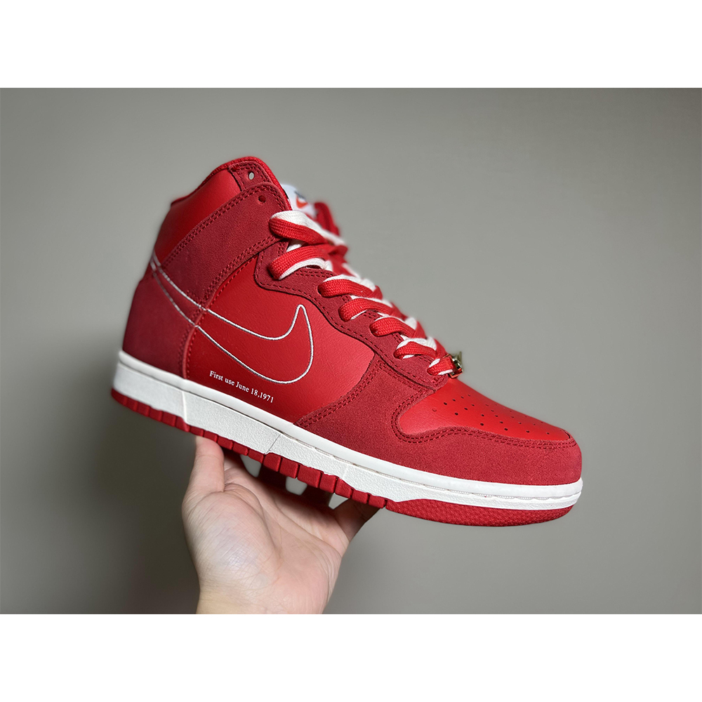 Nike Dunk High First Use Roter Sneaker - EUR FASHION