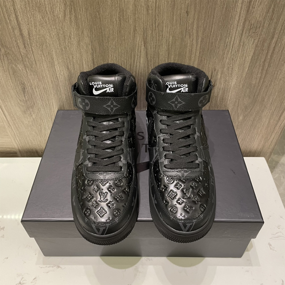 Louis Vuitton X Nike Air Force 1 Mid-Top-Sneaker in ganz Schwarz - EUR FASHION