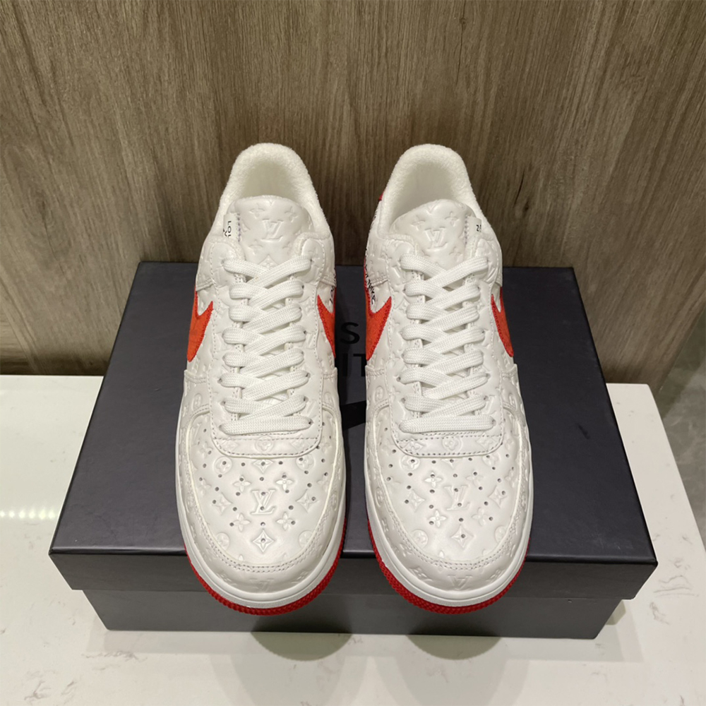 Louis Vuitton X Nike Air Force 1 Sneaker in Weiß und Rot - EUR FASHION