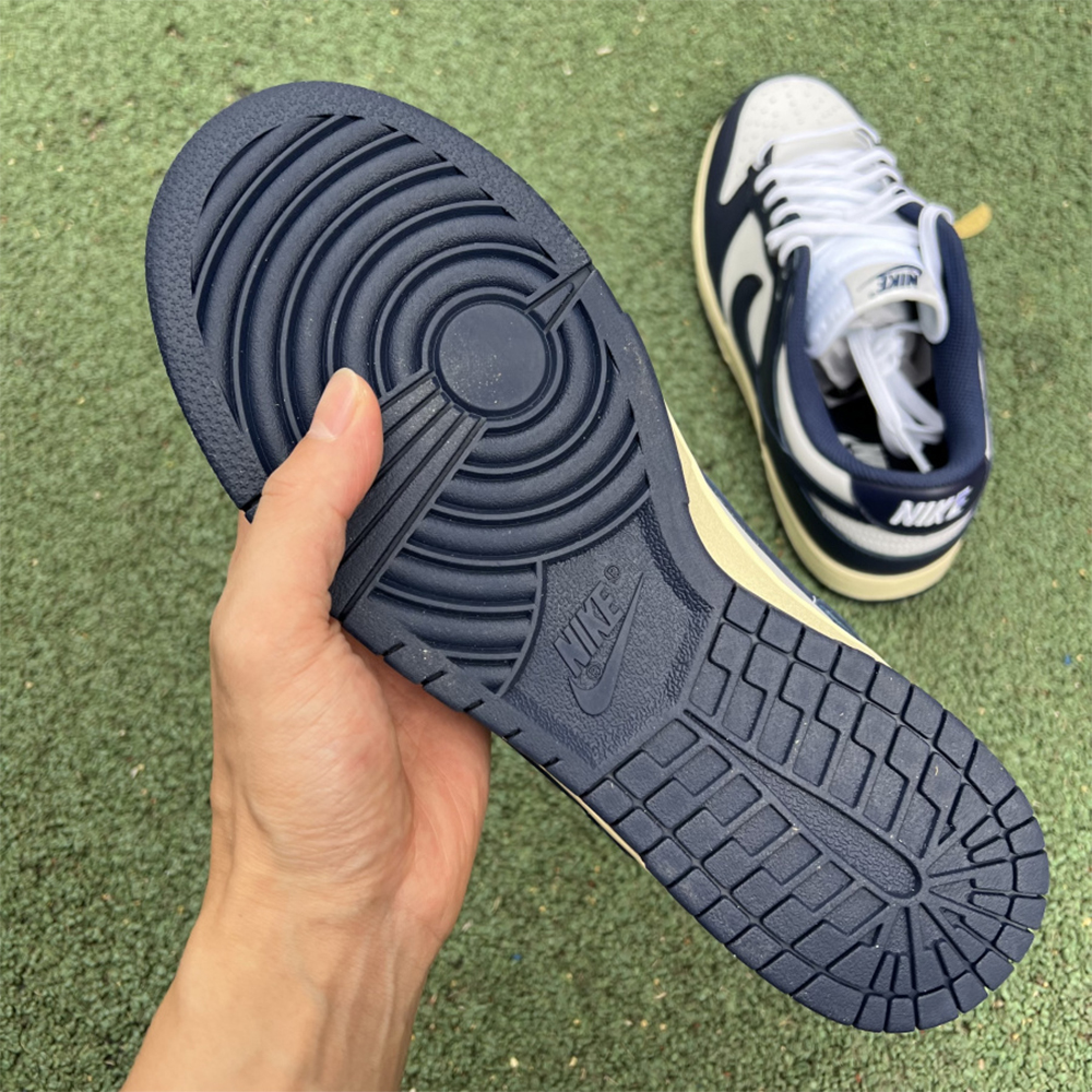 Nike Dunk Vintage Marineblauer Sneaker - EUR FASHION