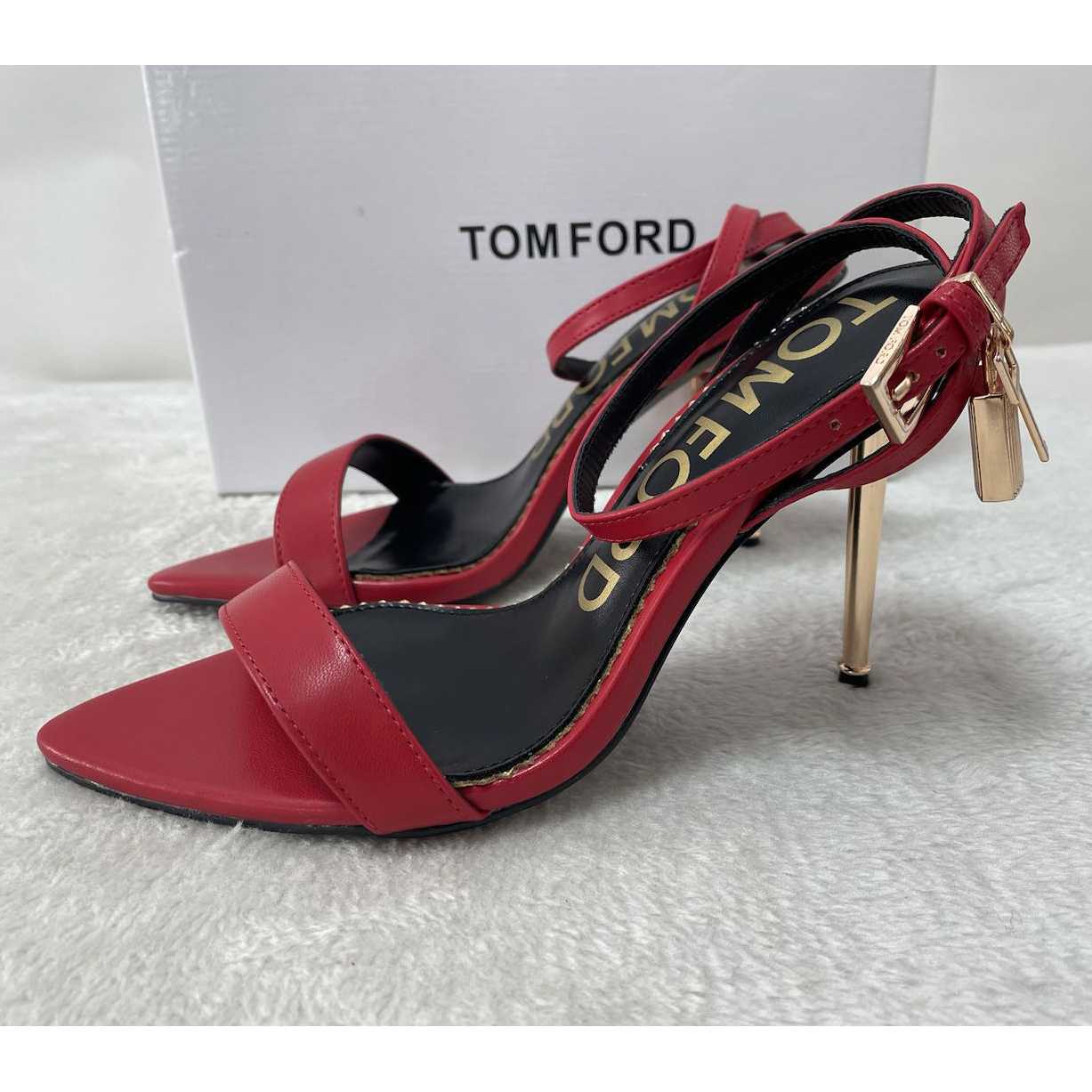 Tom Ford Shiny Leather Padlock Pointy Naked Sandale - EUR FASHION