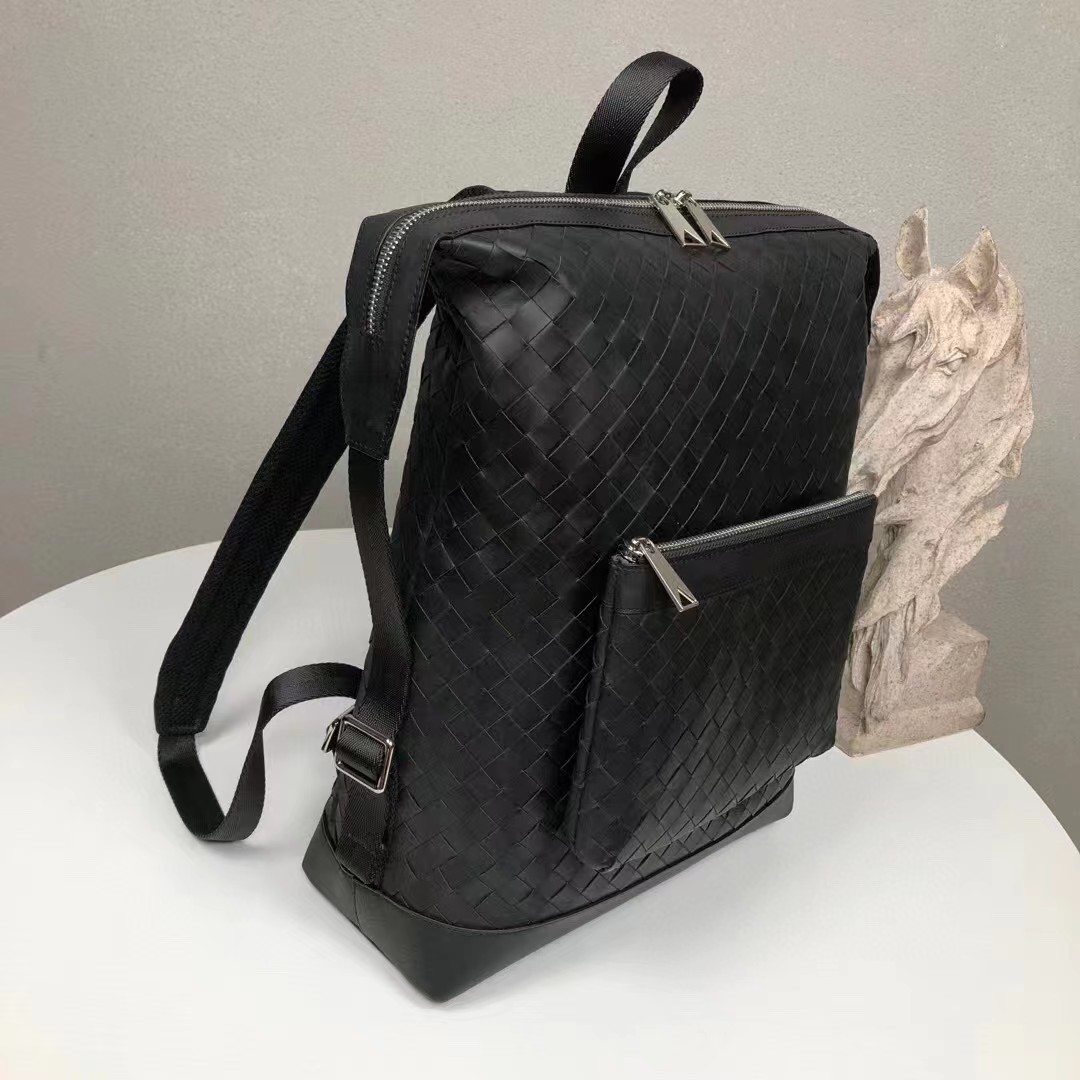 Bottega Veneta Rucksack - EUR FASHION