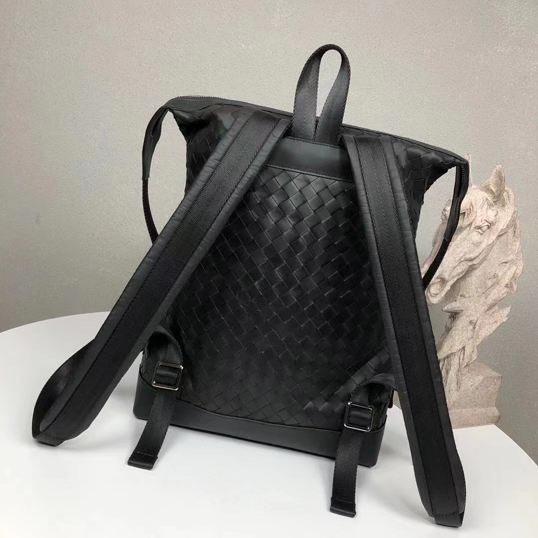 Bottega Veneta Rucksack - EUR FASHION