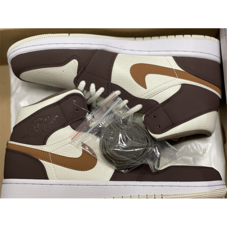 Jordan AJ1 Mid Sneaker DO6699-200 - EUR FASHION