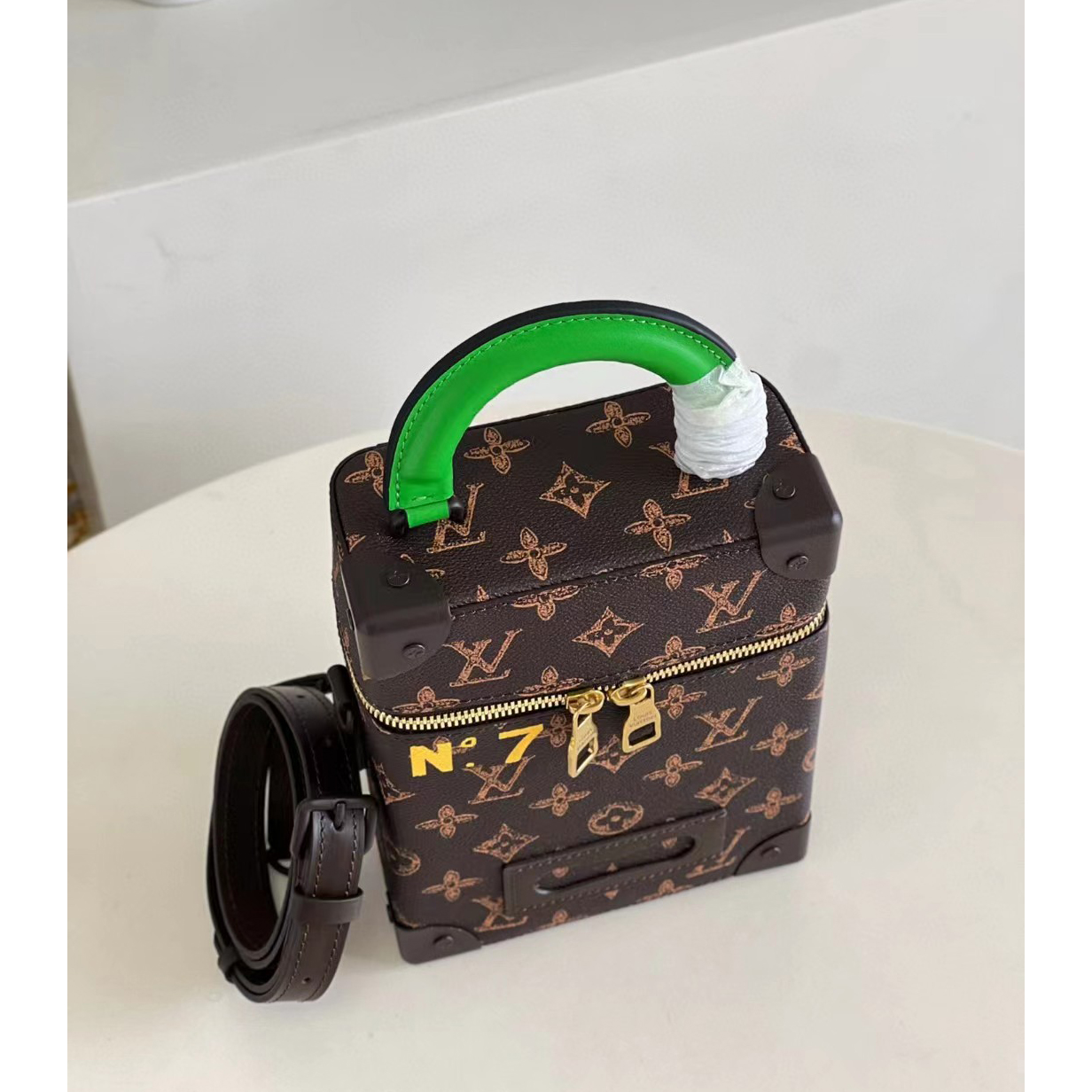 Louis Vuitton Vertical Box Trunk Handtasche (15,5-22-7,5 CM) - EUR FASHION