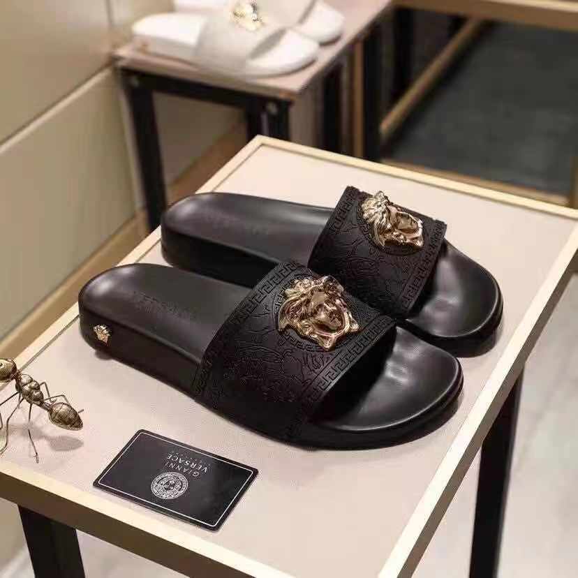 Versace Barock-Medusa-Slides - EUR FASHION