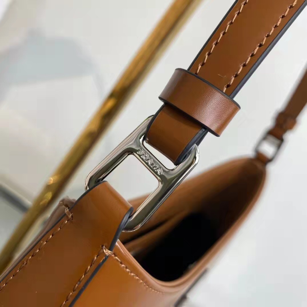 Prada-Umhängetasche - EUR FASHION