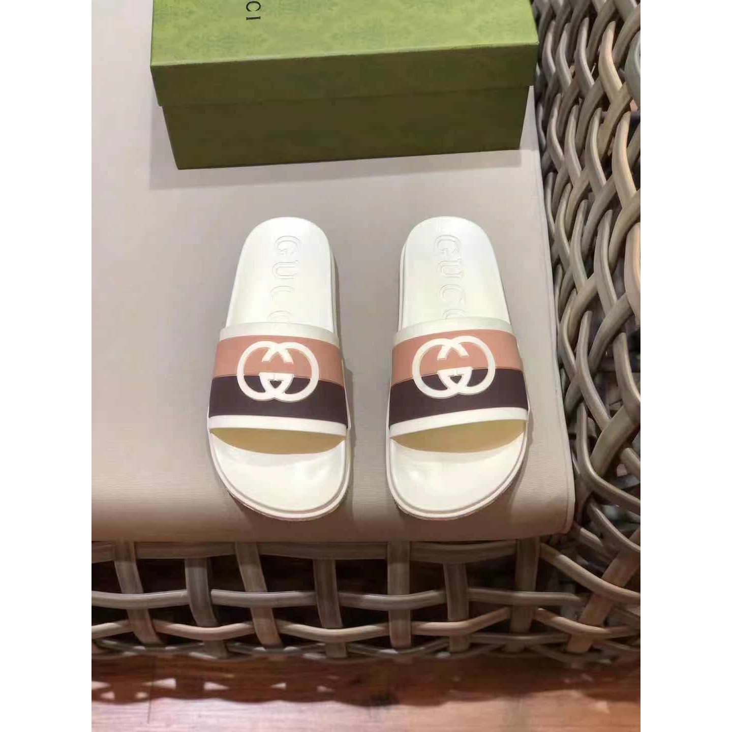 Ineinandergreifende G-Slide-Sandale für Herren von Gucci - EUR FASHION