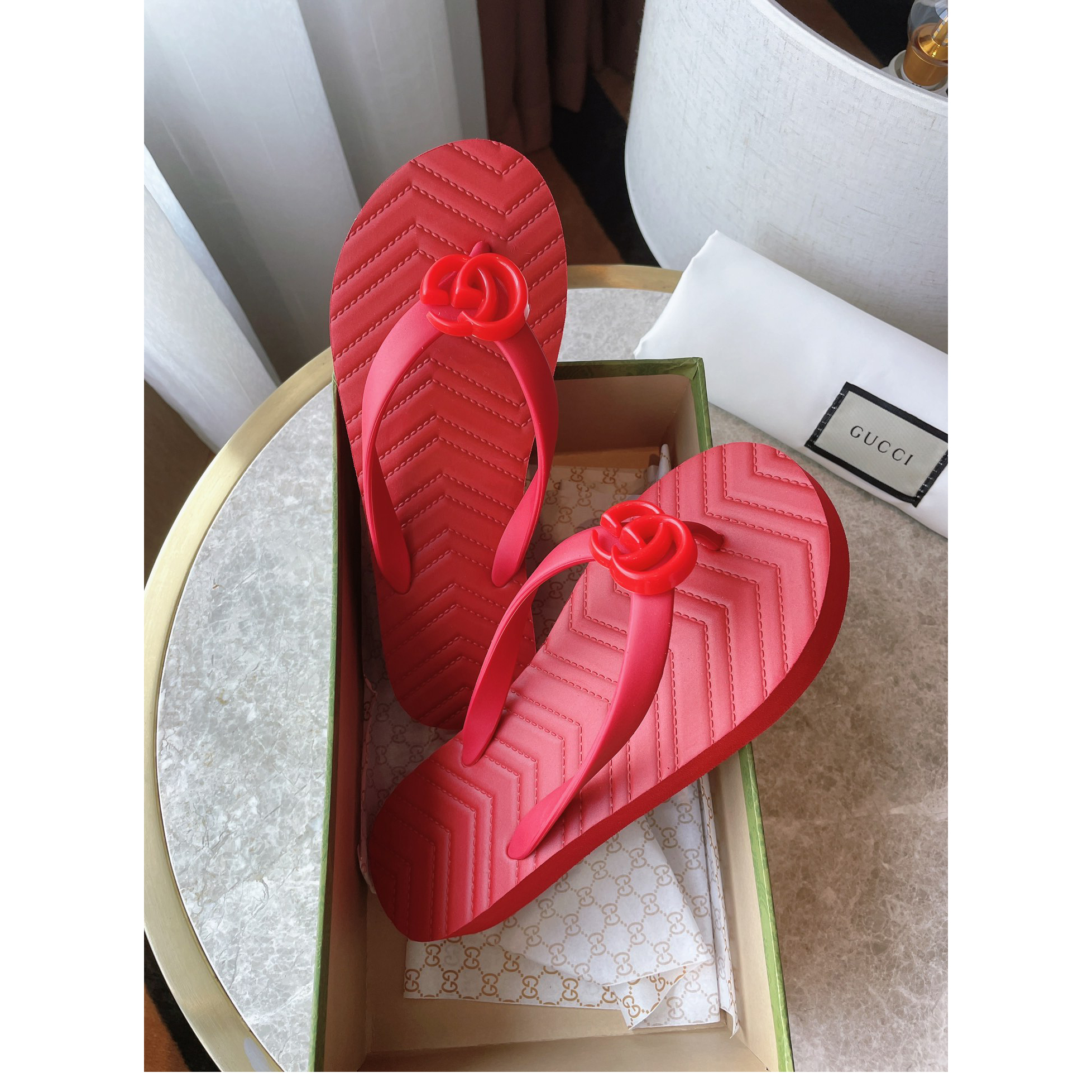 Gucci Tanga-Sandale mit Doppel-G - EUR FASHION