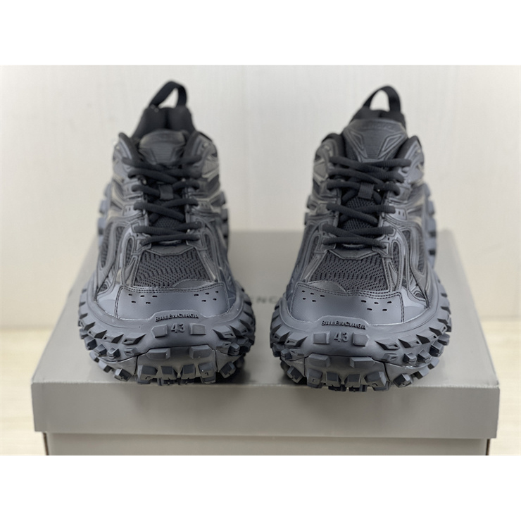 Balenciaga Herren Defender Sneaker in Schwarz - EUR FASHION