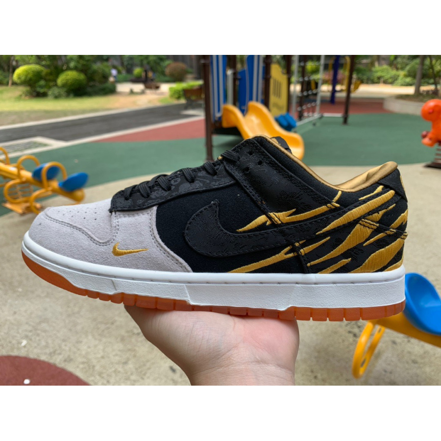 Nike SB Dunk Low God Of Wealth Sneaker DQ5351-001 - EUR FASHION